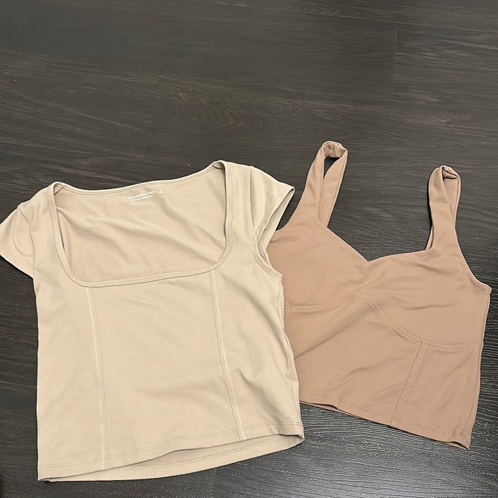 Abercrombie & Fitch Tops